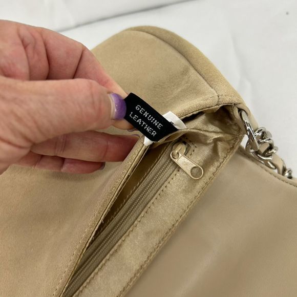 Ann Taylor Loft Cream Leather Mini Crossbody Bag Silver Chain Zip Closure - Picture 7 of 12